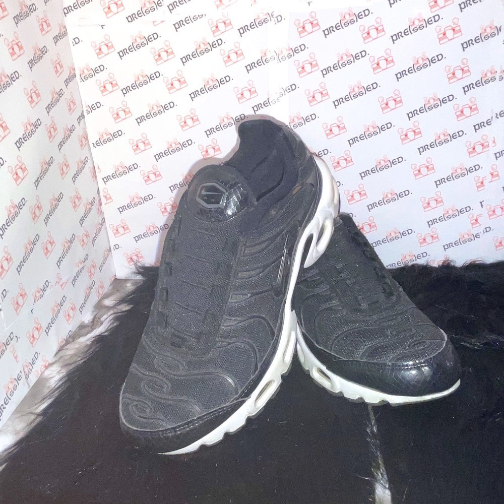 Wmns Air Max Plus SE 'Black'